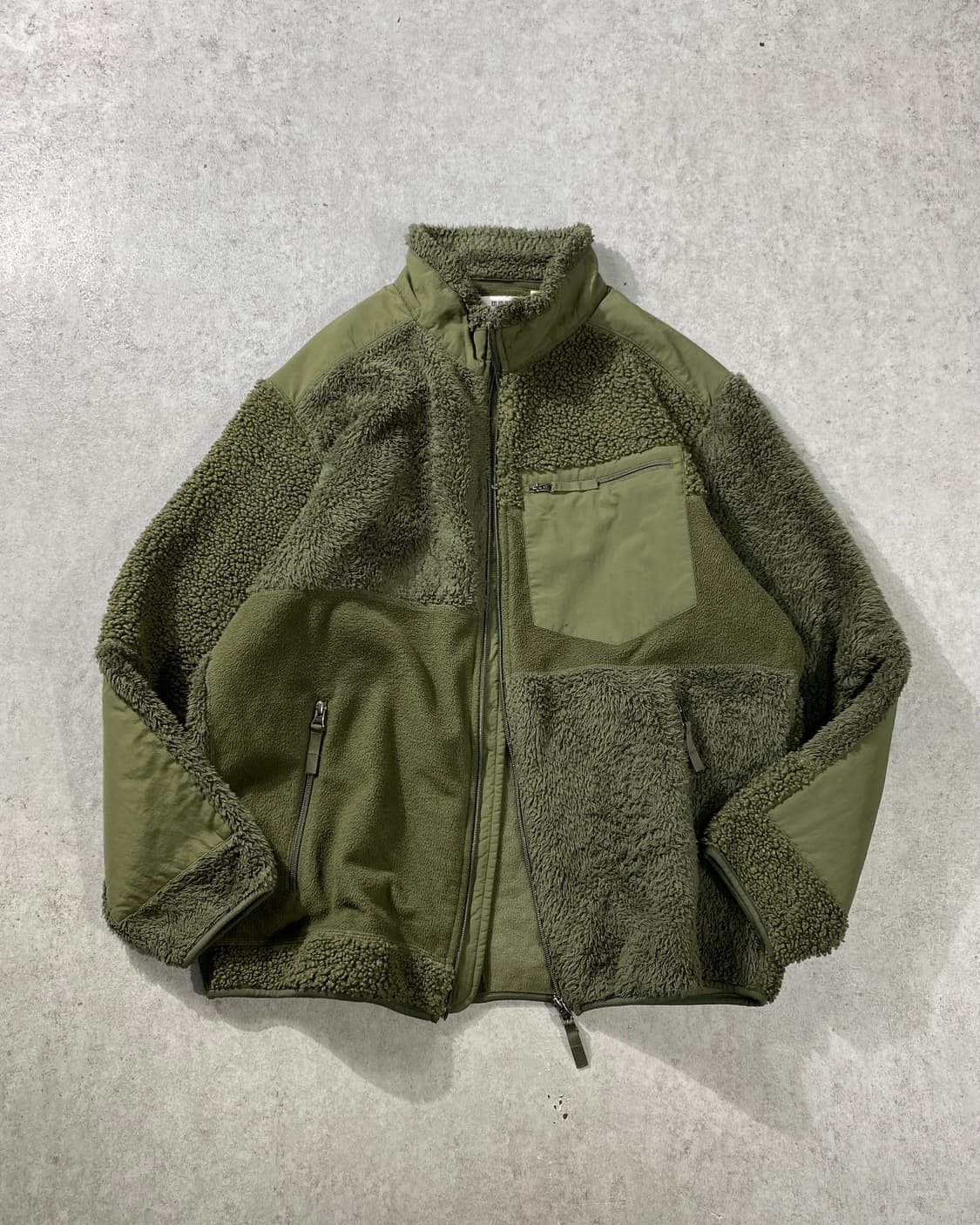 [XL] 유니클로 x 엔지니어드가먼츠 카키 플리스 자켓 상품이미지1