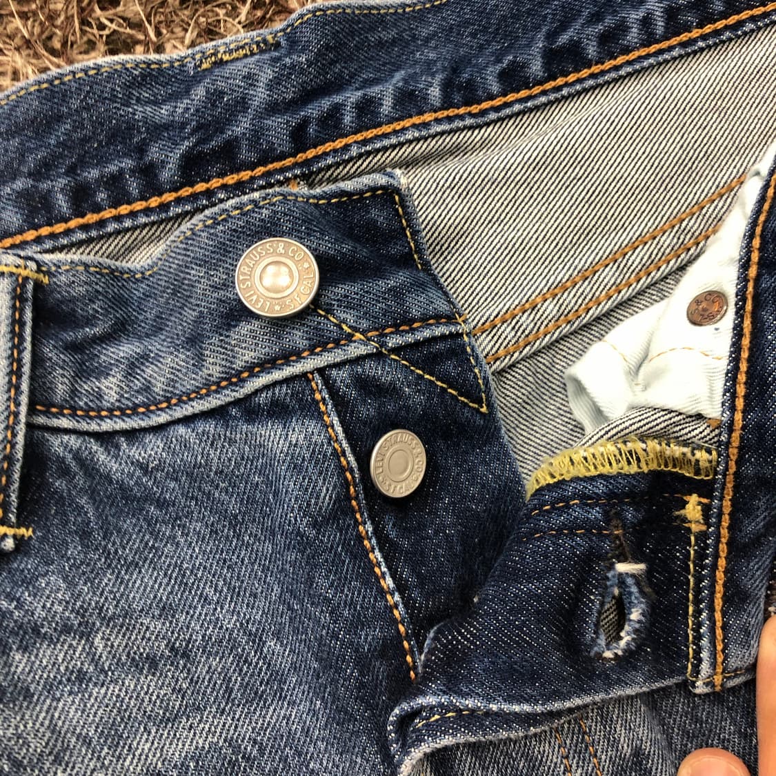 리바이스 501 패치워크 워싱 데님 팬츠 상품이미지4