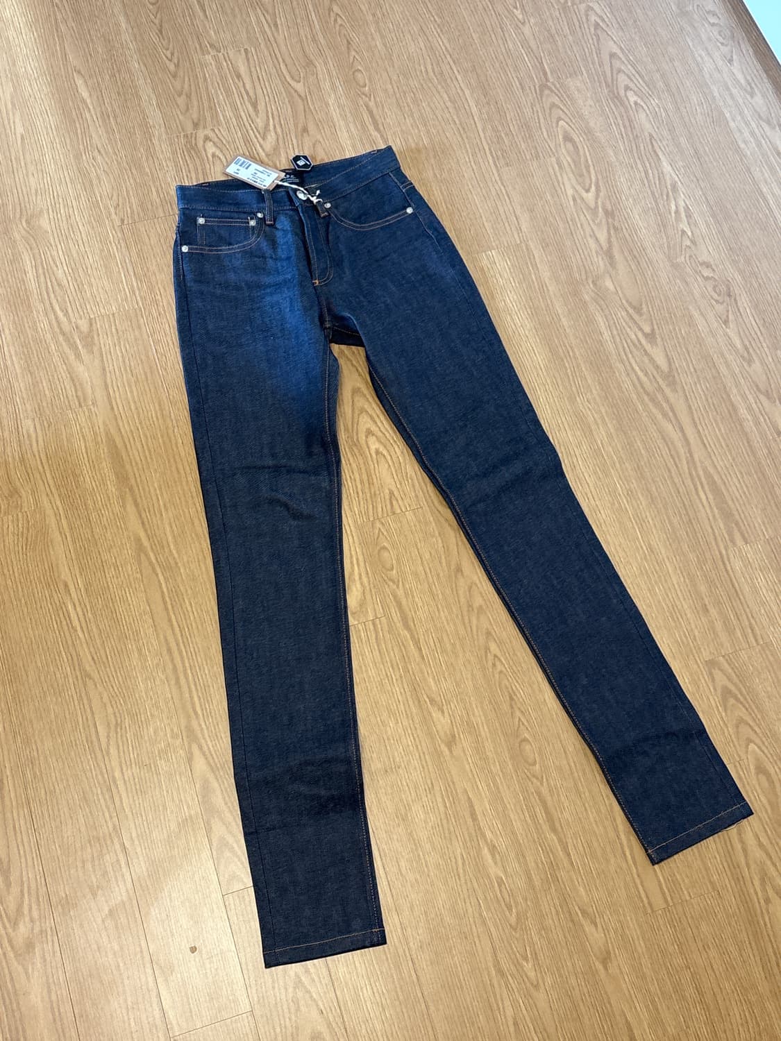 APC 쁘띠 스탠다드 우먼 상품이미지1