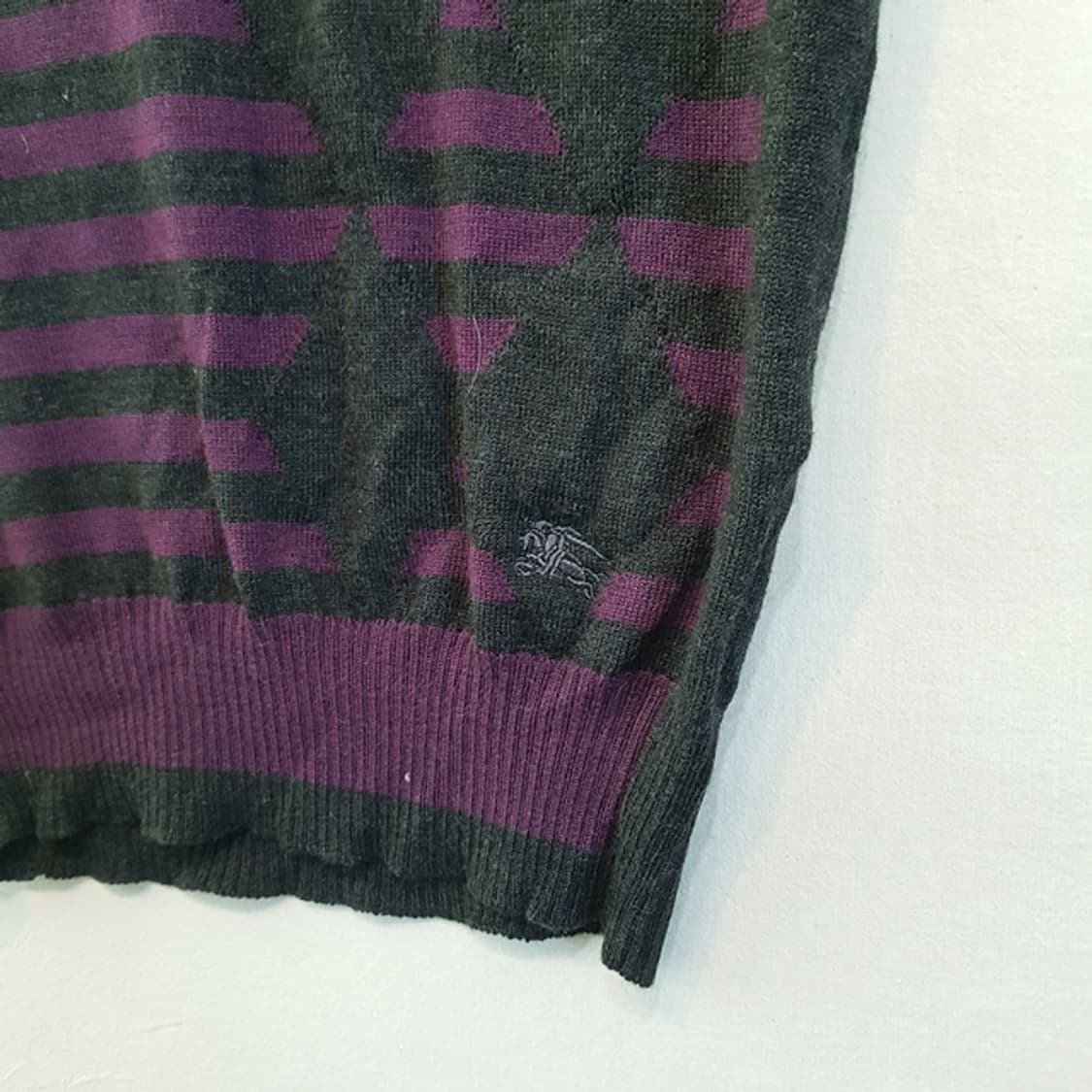 BURBERRY 버버리 런던 울 스웨터 차콜 퍼플 상품이미지3