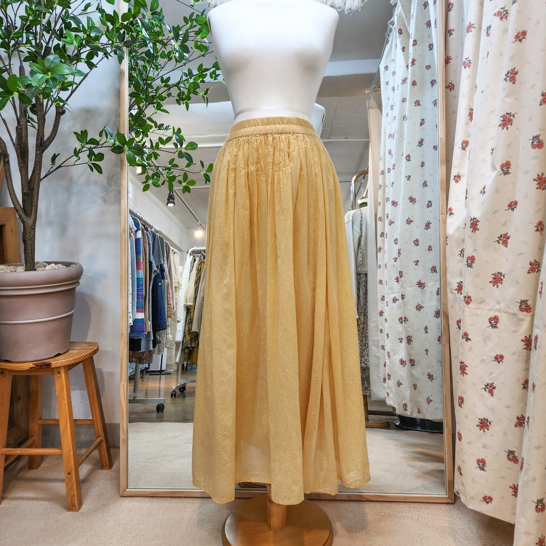 연노랑 하늘하늘 롱스커트 상품이미지1