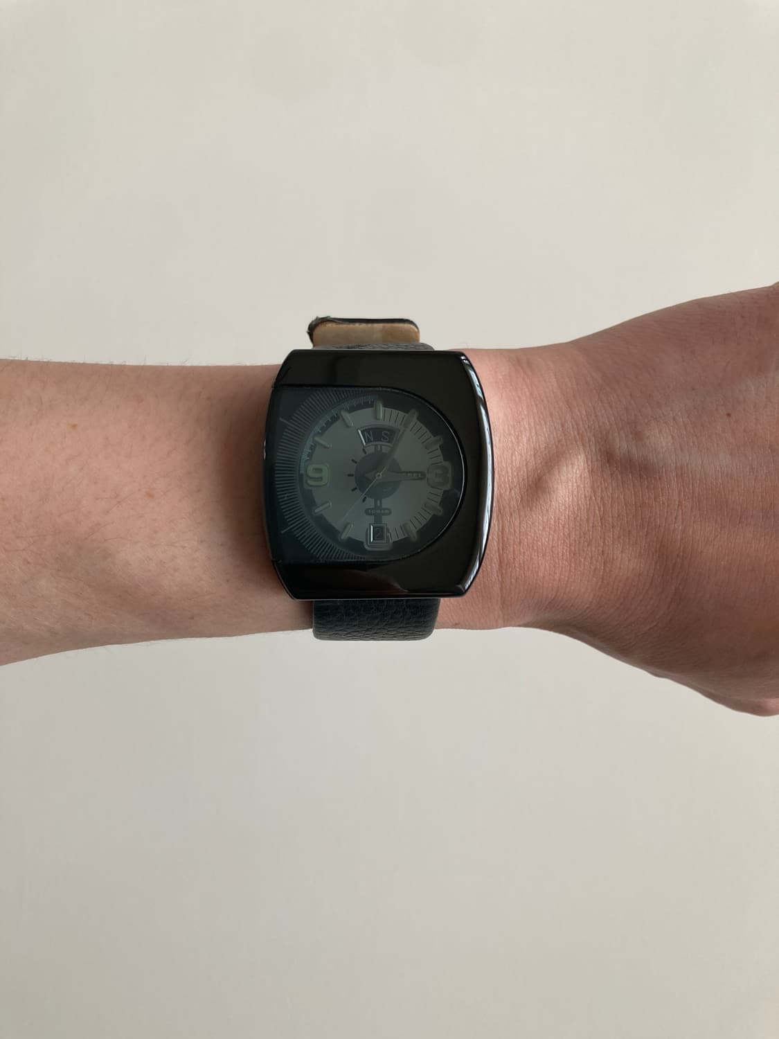 Glass Analog Watch DZ-1133 상품이미지1
