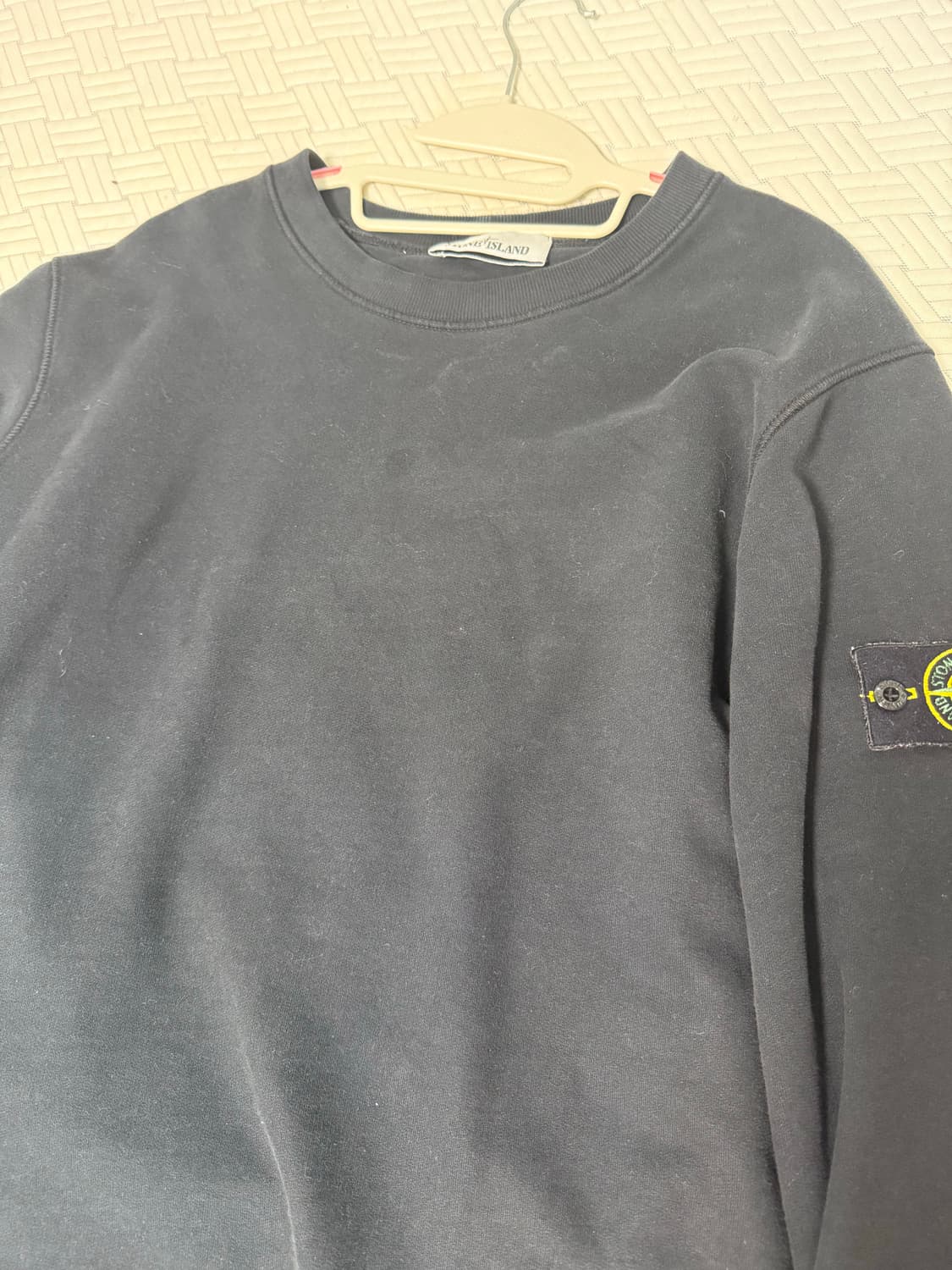 스톤아일랜드 맨투맨 상품이미지1