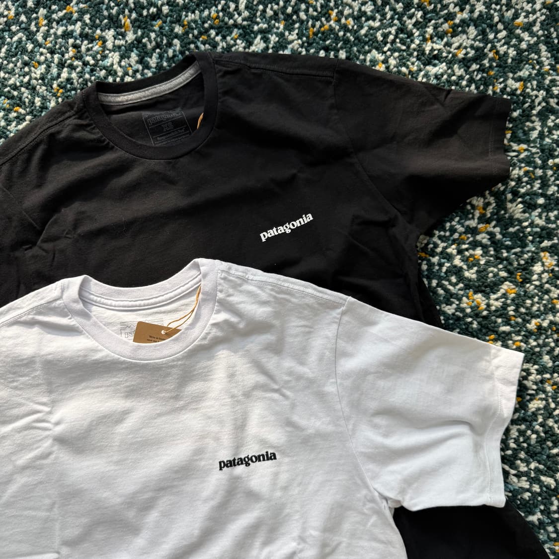 파타고니아 P-6 로고 리스폰시빌리티 반팔 티셔츠 2털러 상품이미지1