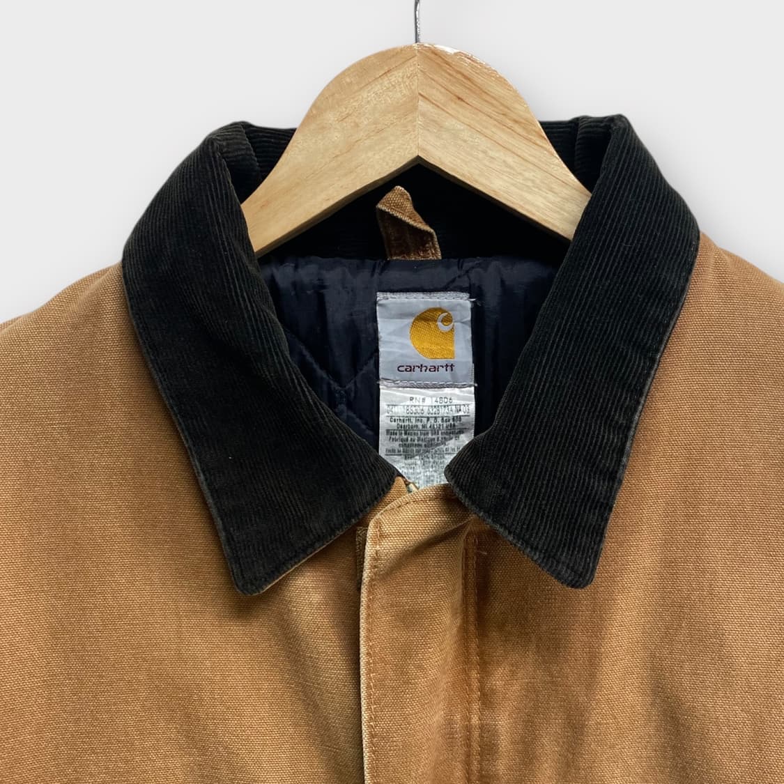 칼하트 C26 트레디셔널 카멜 누빔 워크자켓  L-XL 상품이미지4