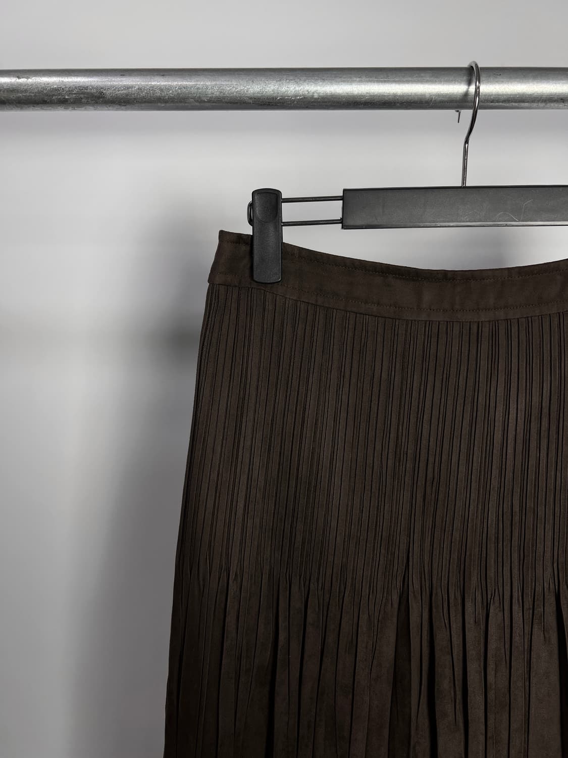 23 VINGT TROIS ARRONDISSEMENTS 플리츠 스커트  상품이미지2