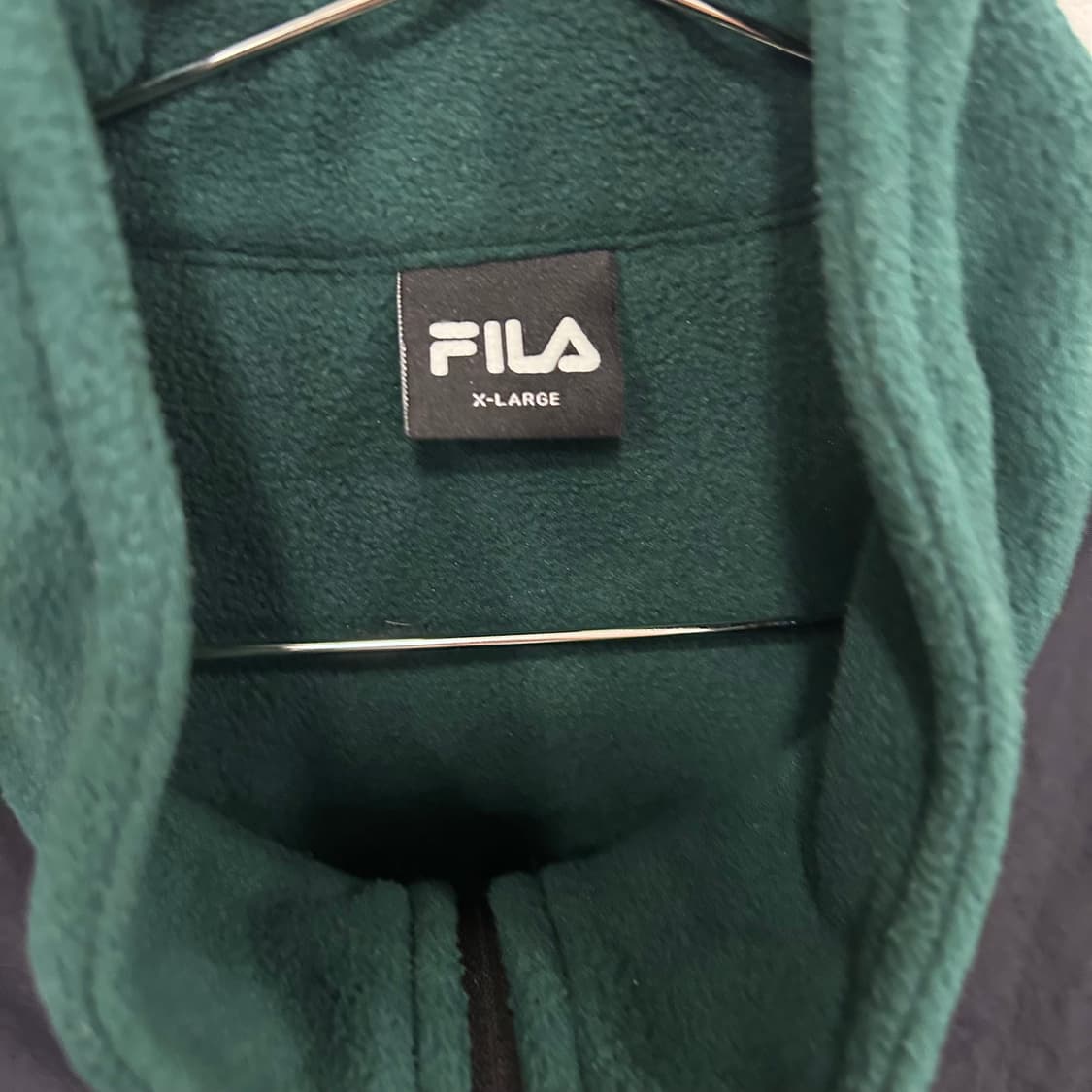 휠라 에슬레틱 나일론 배색 하이넥 플리스 상품이미지3