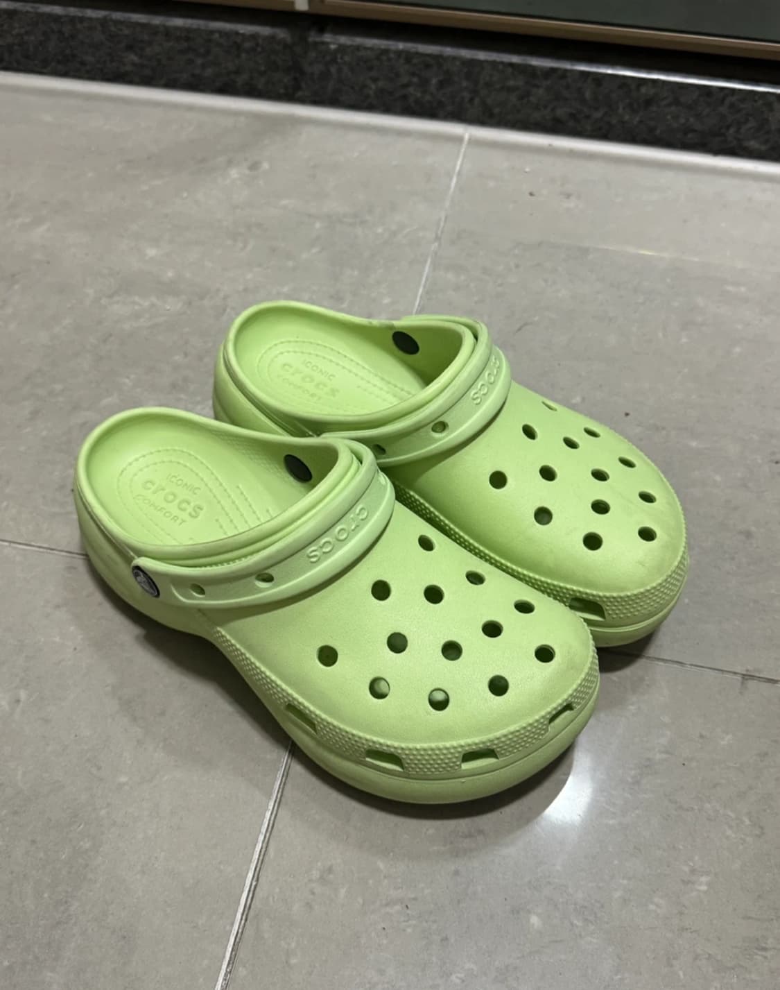 정품 크록스 통굽 스탠딩화 235 240 상품이미지1