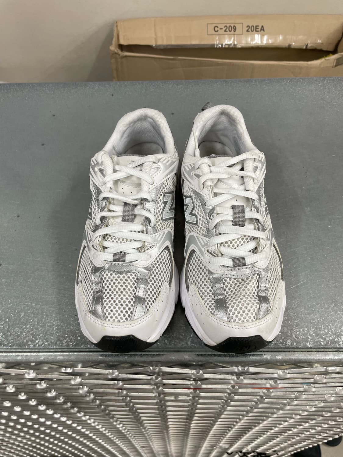 뉴발란스 530 화이트 실버 225 상품이미지5