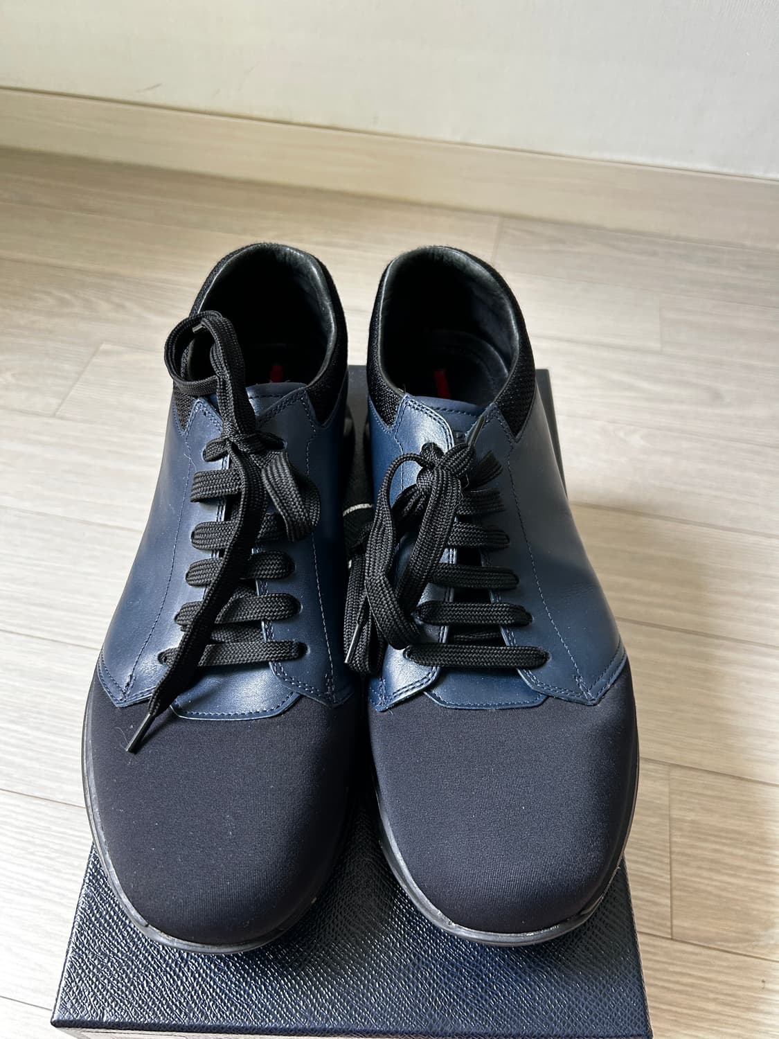 프라다 스포츠 스니커즈 상품이미지2