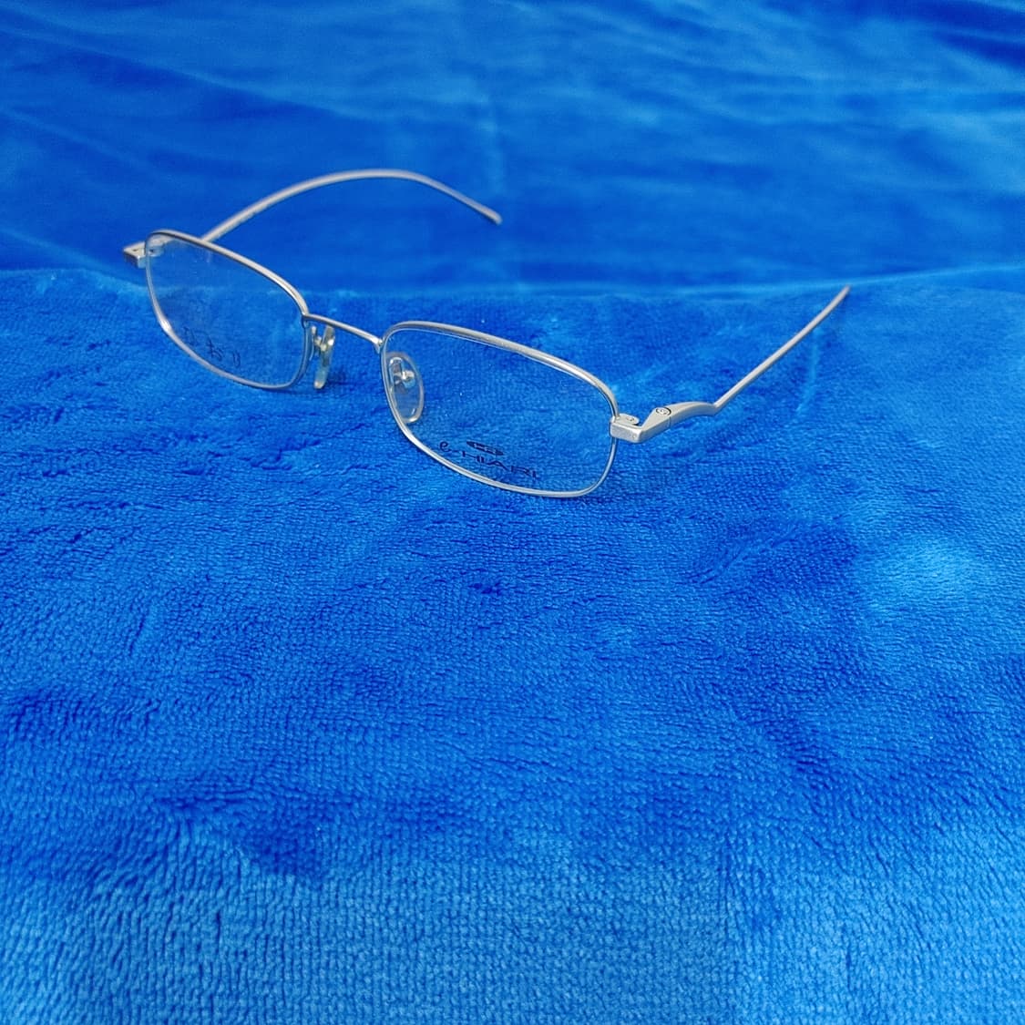 심플 실버 메탈안경테 상품이미지1