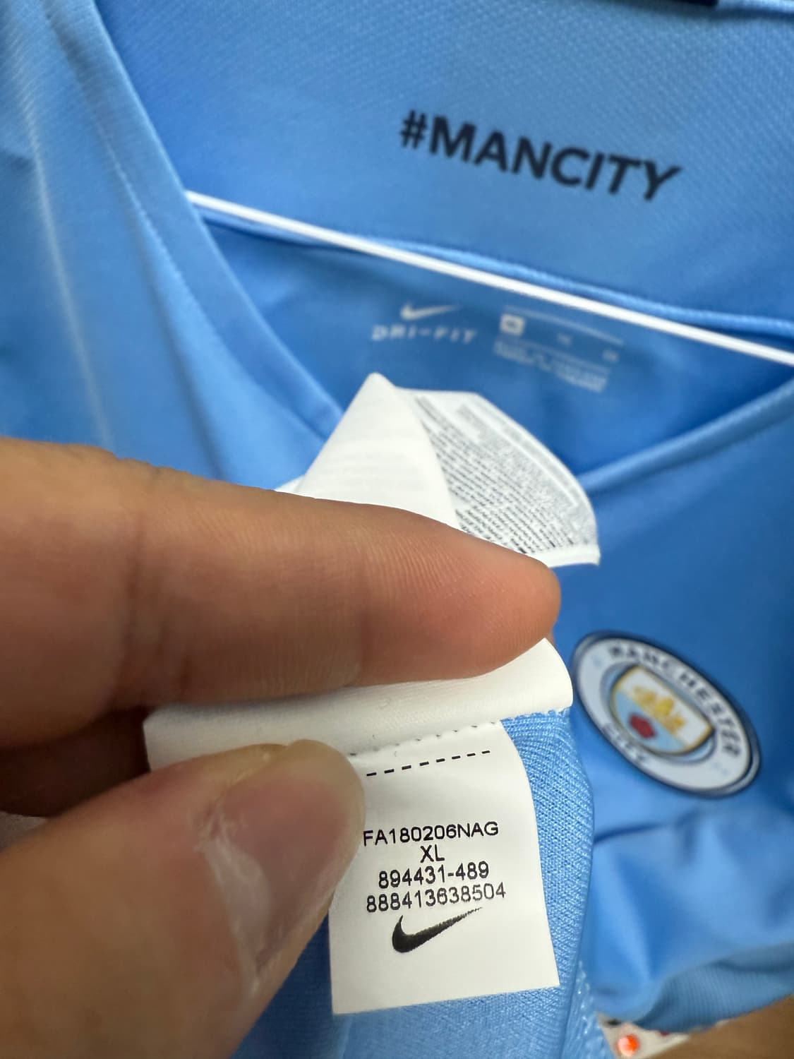 18-19 맨시티 아구에로 유니폼 상품이미지3