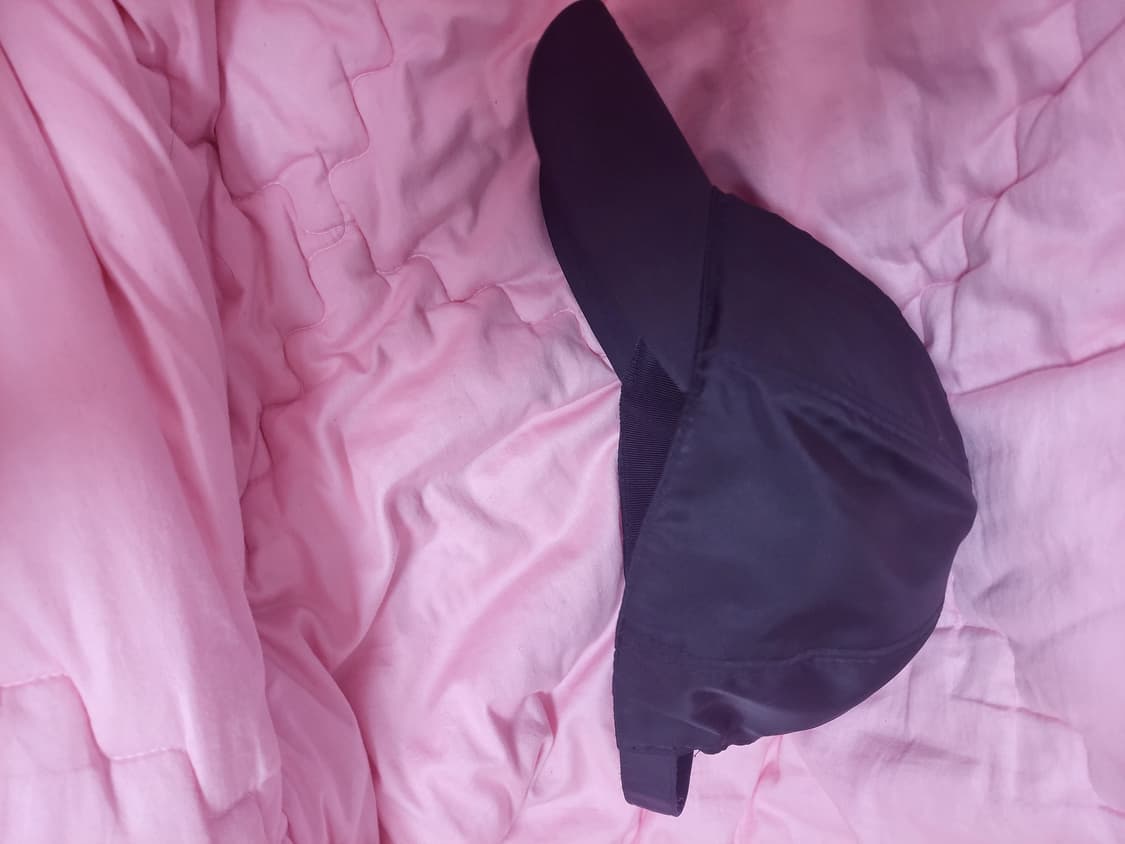 정품)급처상태양호!프라다 삼각로고 블랙 리나일론 베이스 볼 캡 모자 상품이미지4