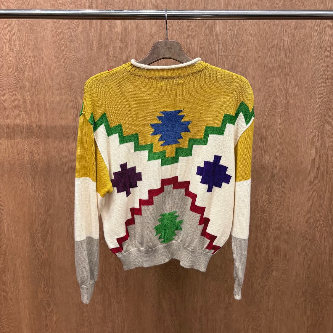 겐조 골프 크루넥 긴팔 울 니트 스웨터 기하학 패턴 시보리 디테일 옐로우 상품이미지3