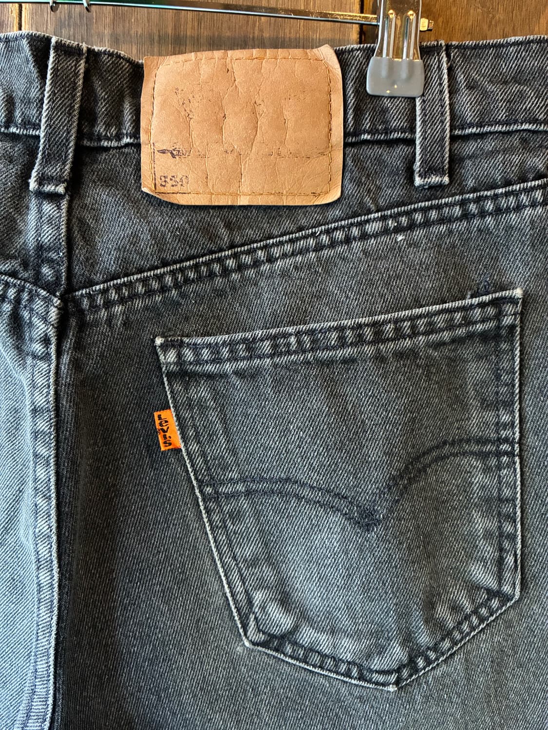 90’s Levi’s 550 Black Denim Shorts 상품이미지3