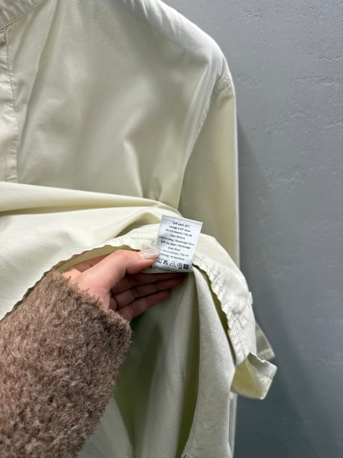 LEMAIRE 르메르 스탠드 카라 셔츠 상품이미지5