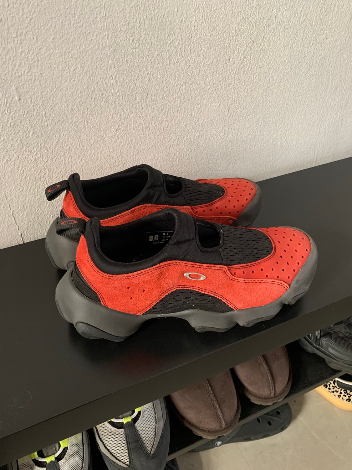 오클리 팩토리 팀과 브레인 데드의 콜라보 상품이미지2