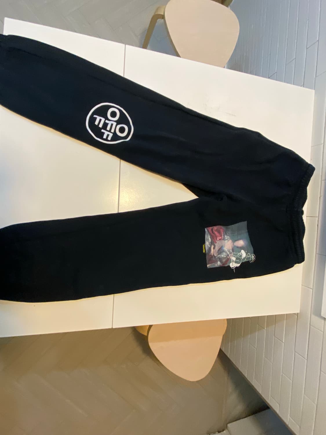 오프화이트 프린팅 조거팬츠 상품이미지1