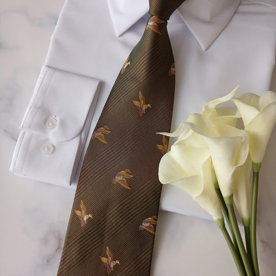 아쿠아스큐텀 실크 버드 자수 넥타이 10.1cm A등급 A18893
 상품이미지5