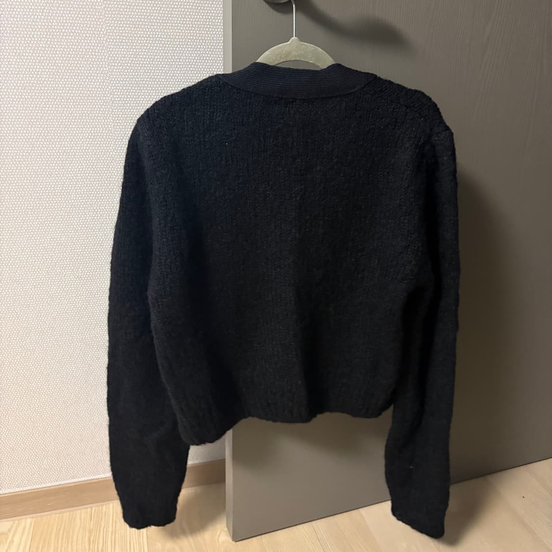 아모멘토 그랜마 가디건 블랙 상품이미지5