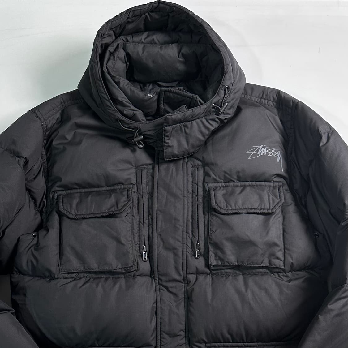 스투시 블랙 포켓 유틸리티 다운 패딩 상품이미지2