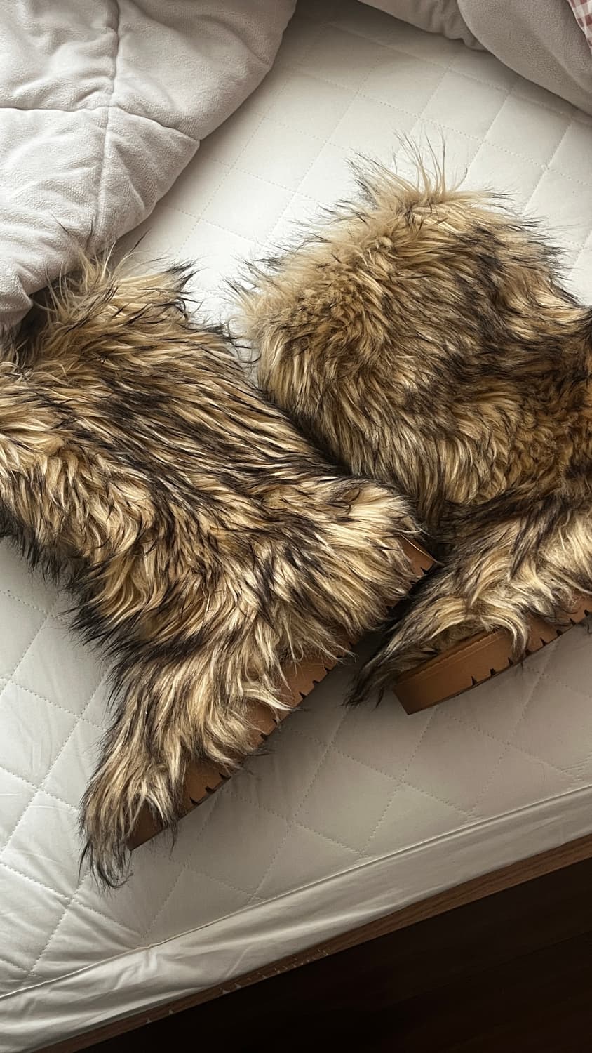 ZARA 퍼 부츠 상품이미지1