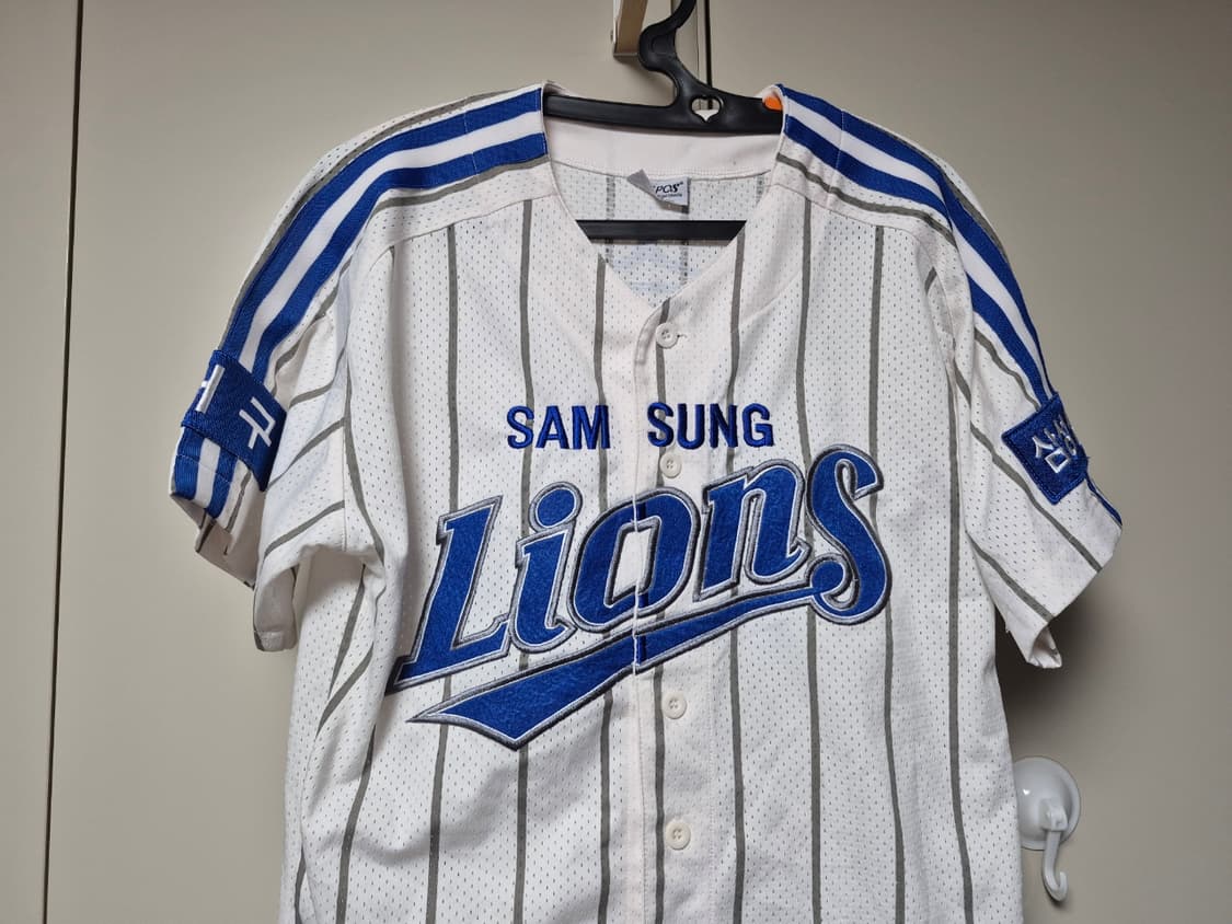 삼성라이온즈 왕조 시절 유니폼 100사이즈 이승엽 마킹 버전 판매합니다. 상품이미지3