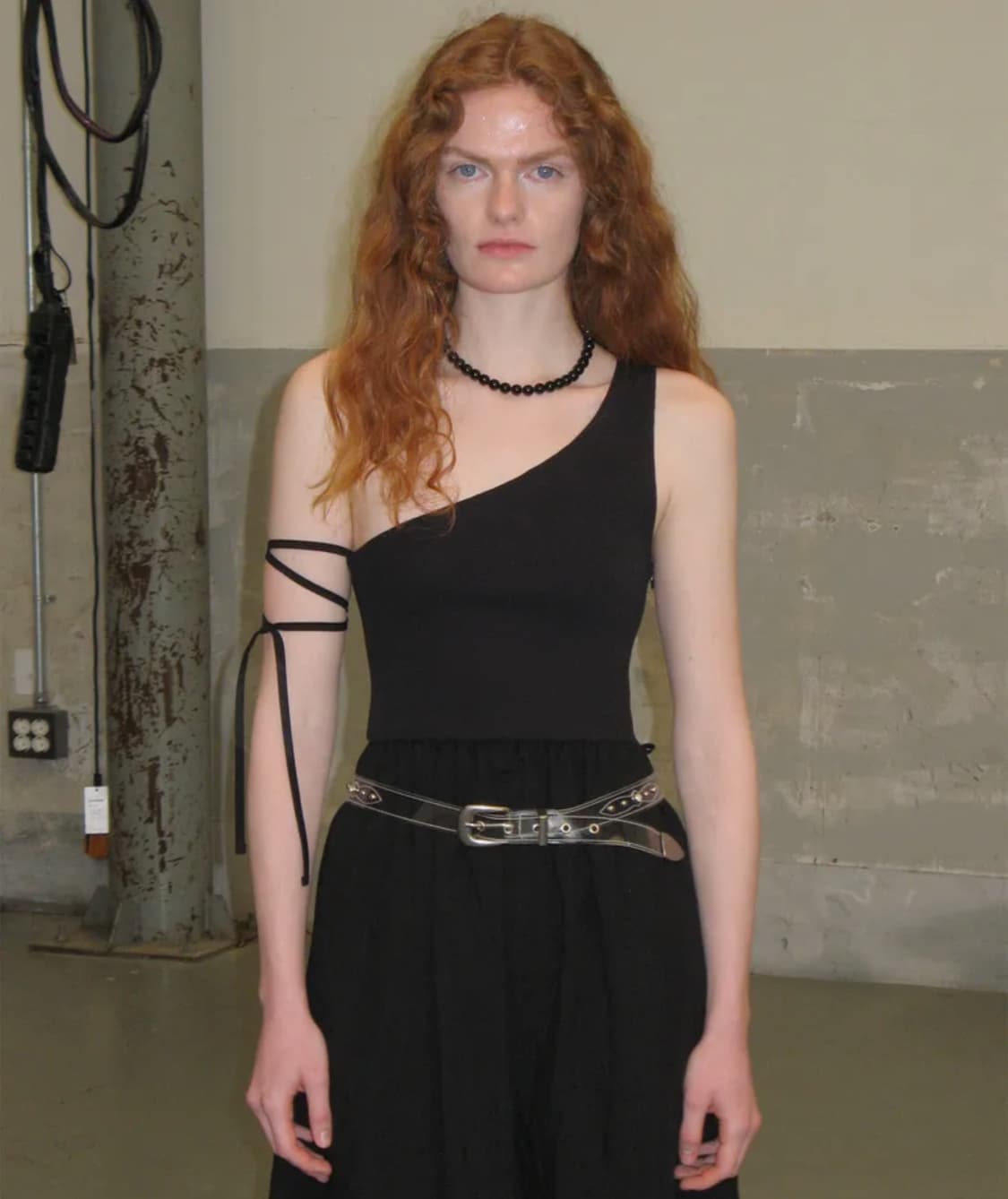 [diagonal] 다이애그널 스터드 벨트 stud clear belt 상품이미지1