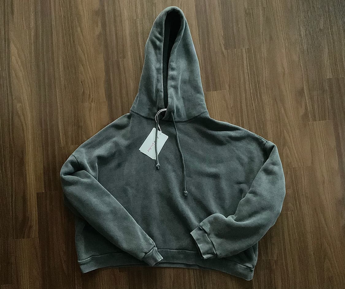 아크네 스튜디오 후드 스웨터 로고 패치 페이디드 블랙 상품이미지1