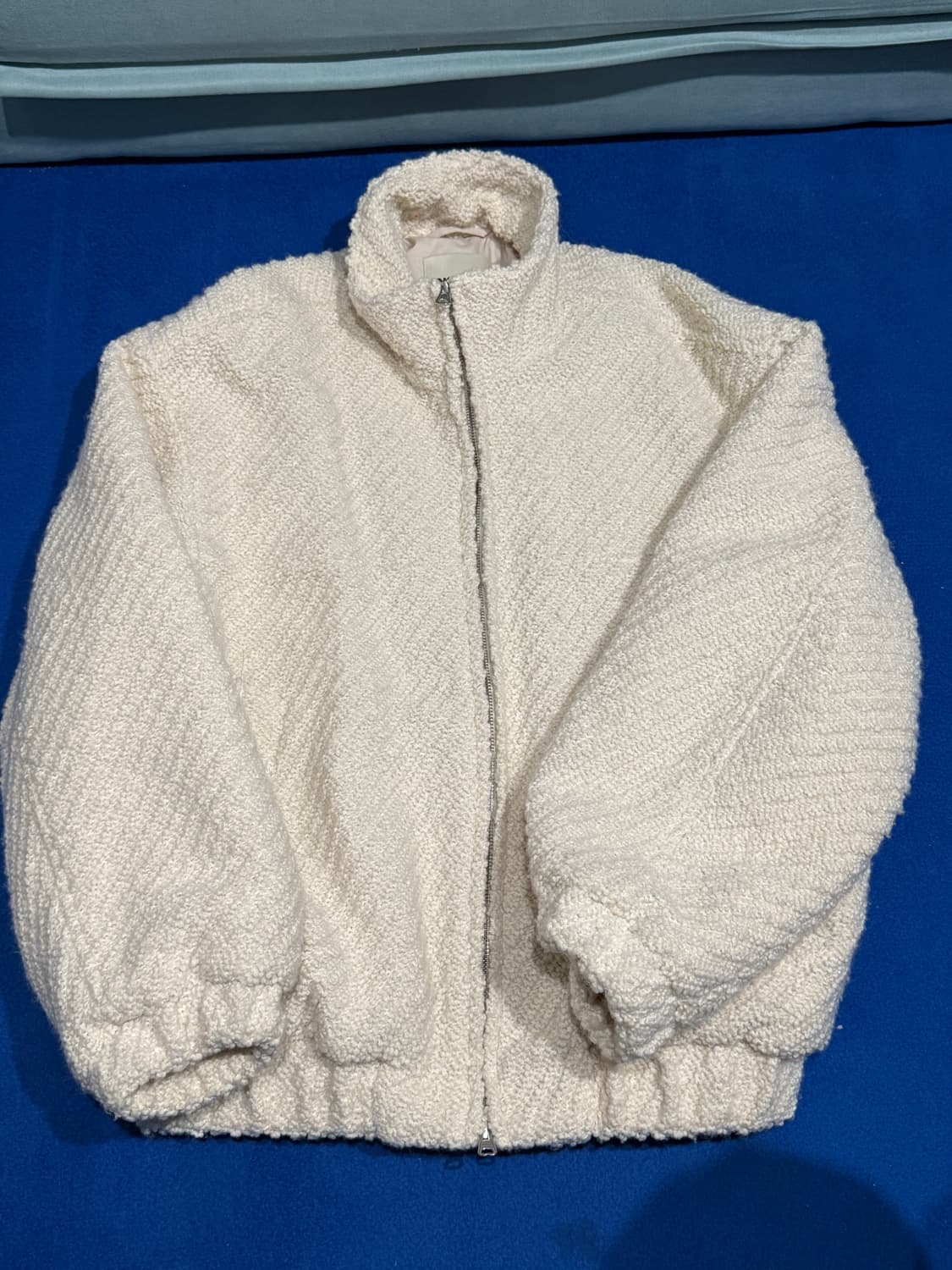 인사일런스 자카드 하이넥 푸퍼 점퍼 상품이미지1