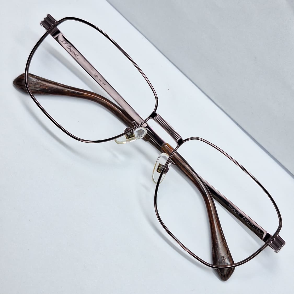 듀퐁 DP-1007 티타늄 IP 이온 도금 웰링턴 브라운 안경테 안경 상품이미지1