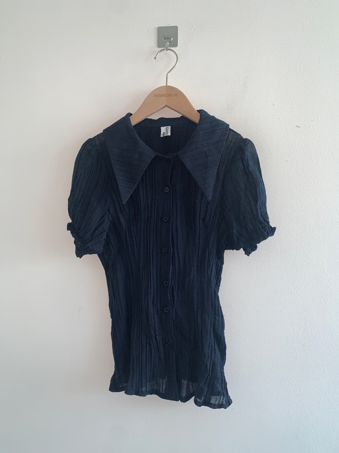 Collar shirts pleats blouse(navy) 상품이미지1