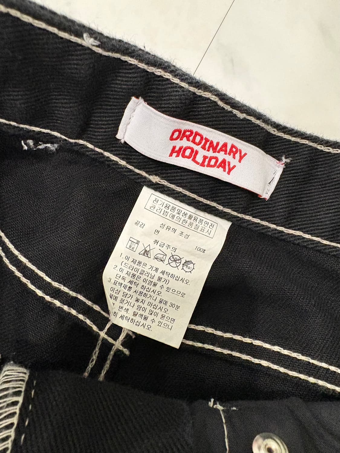 ordinary holiday stitch black jeans 상품이미지3