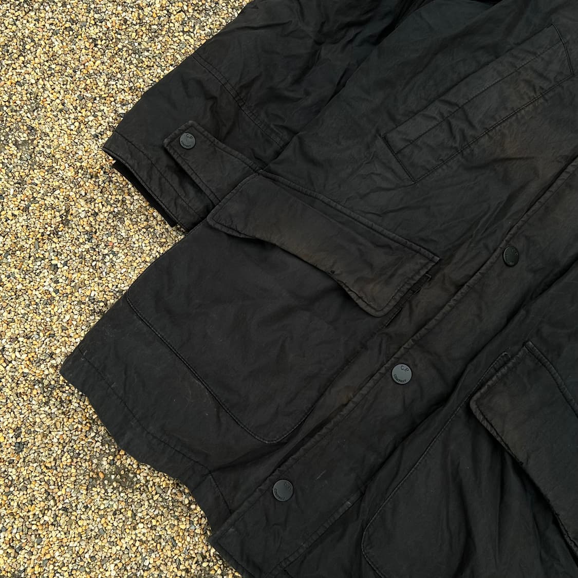 C.P 컴퍼니 렌즈 파카 패딩 상품이미지3