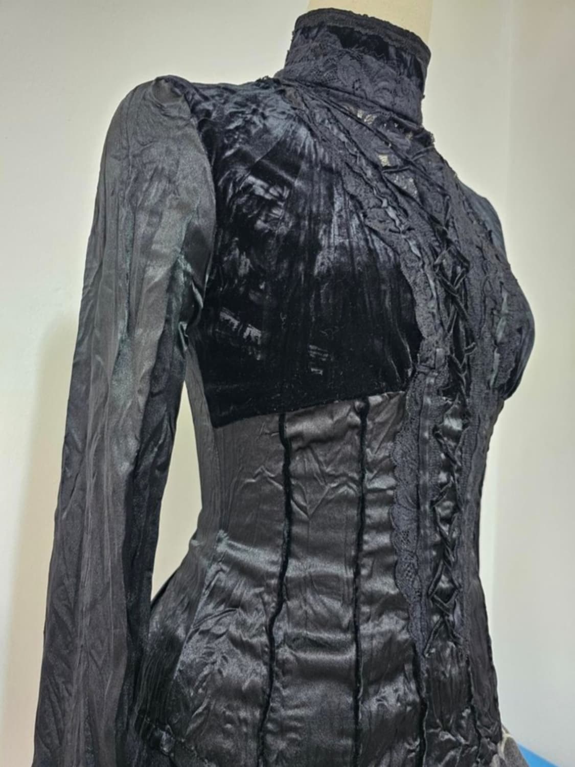 OBZEE오브제 크리즈 처리된 공주풍 브라우스 44~작은55 상품이미지3