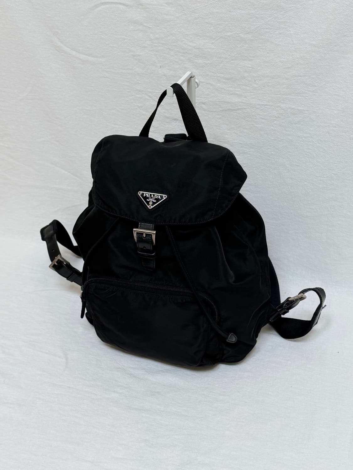 정품 프라다 포코노 나일론 원포켓 블랙 백팩 미디움 상품이미지2