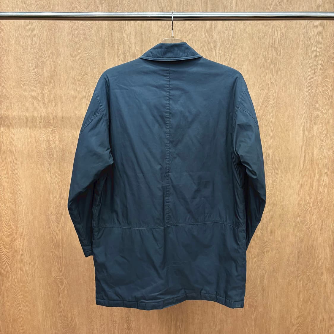 버버리 골프 하프 필드 자켓 싱글 브레스티드 스탠드 칼라 디테일 네이비 상품이미지3