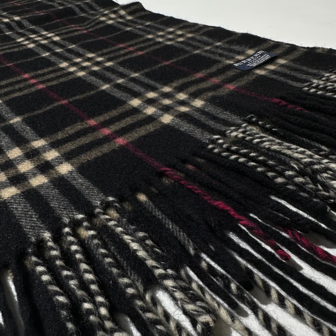 버버리 캐시미어 100% 체크 머플러 목도리 블랙 상품이미지4