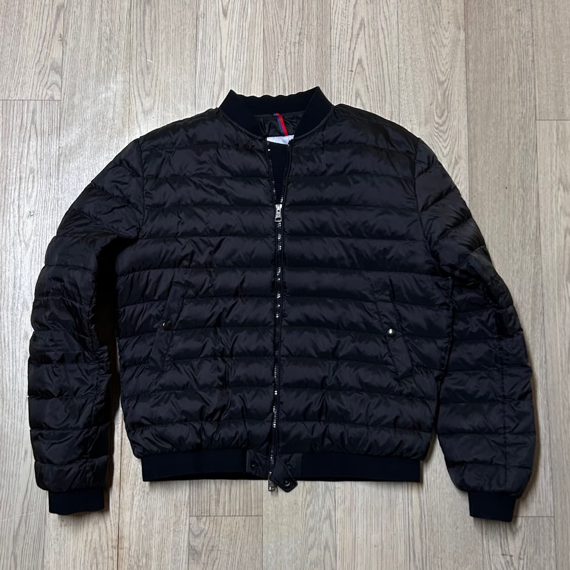 몽클레어 경량패딩 3사이즈 100 상품이미지1