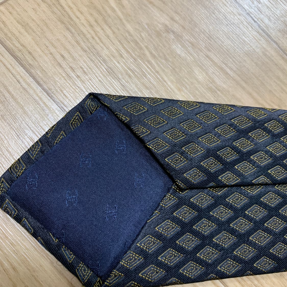 [MADE IN ITALY] CHANEL 샤넬 실크 넥타이 상품이미지4
