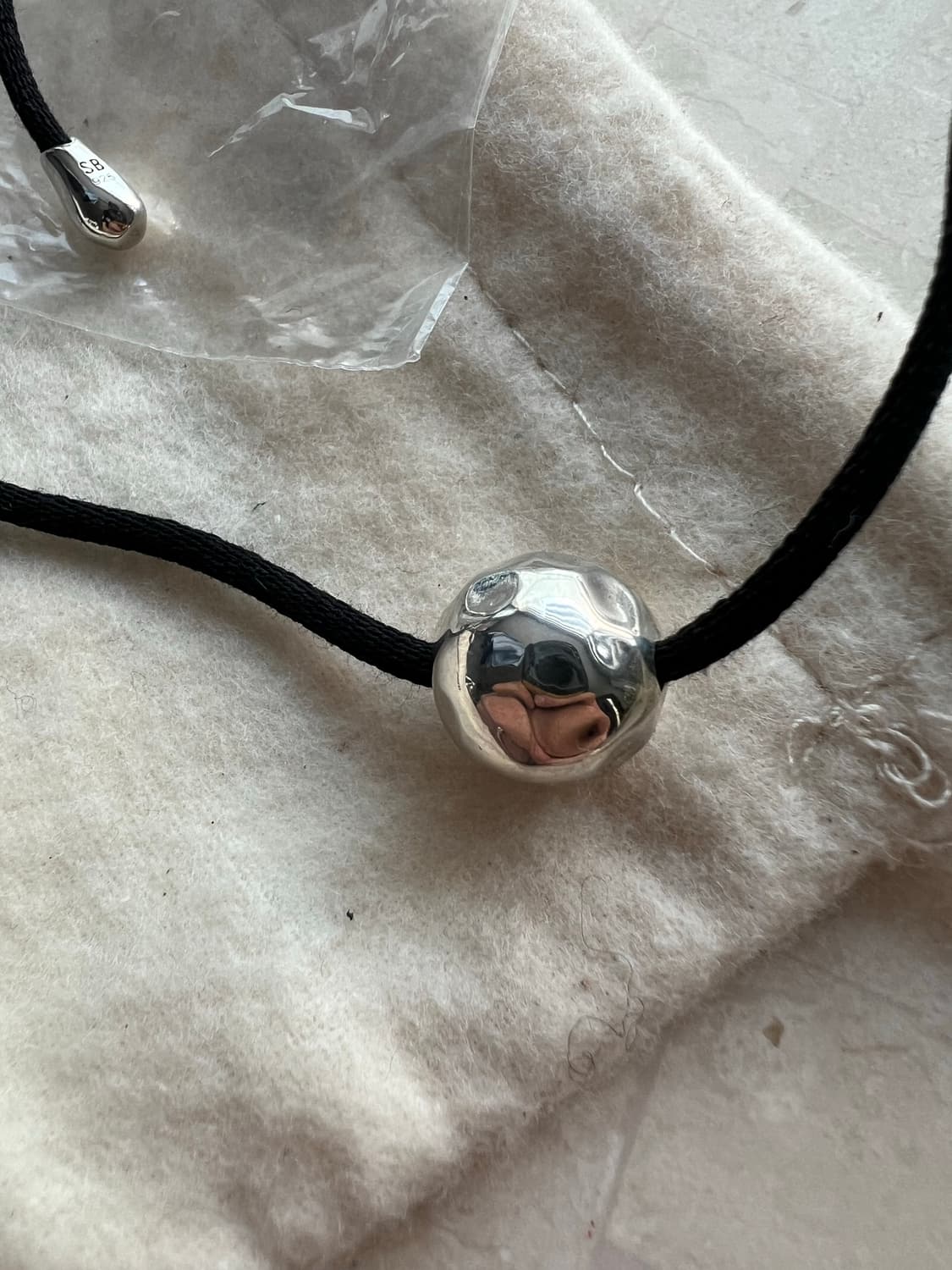 소피 부하이 sigrid choker 상품이미지7