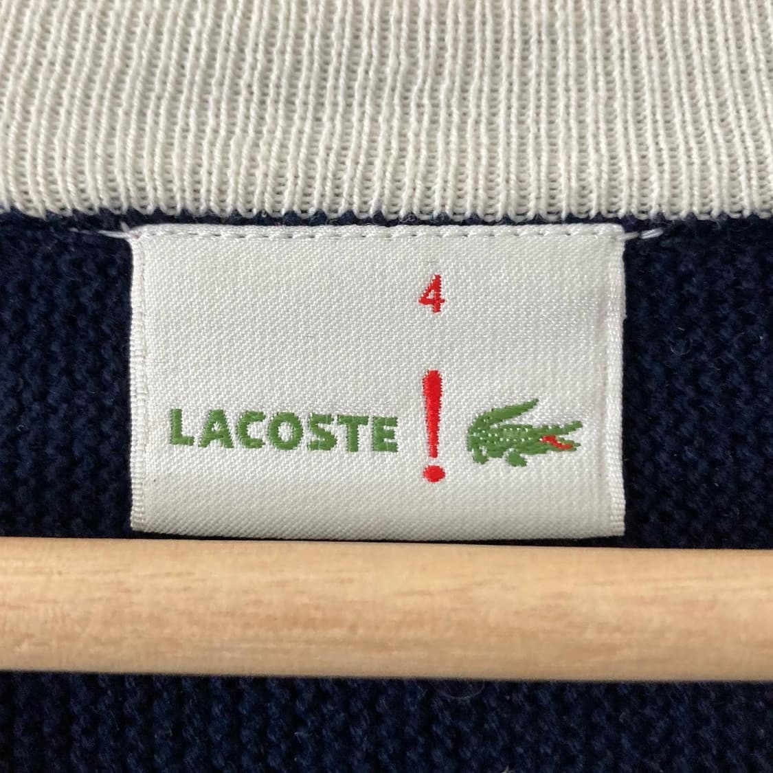 라코스테 네이비 화이트 라인포인트 브이넥 니트 상품이미지3
