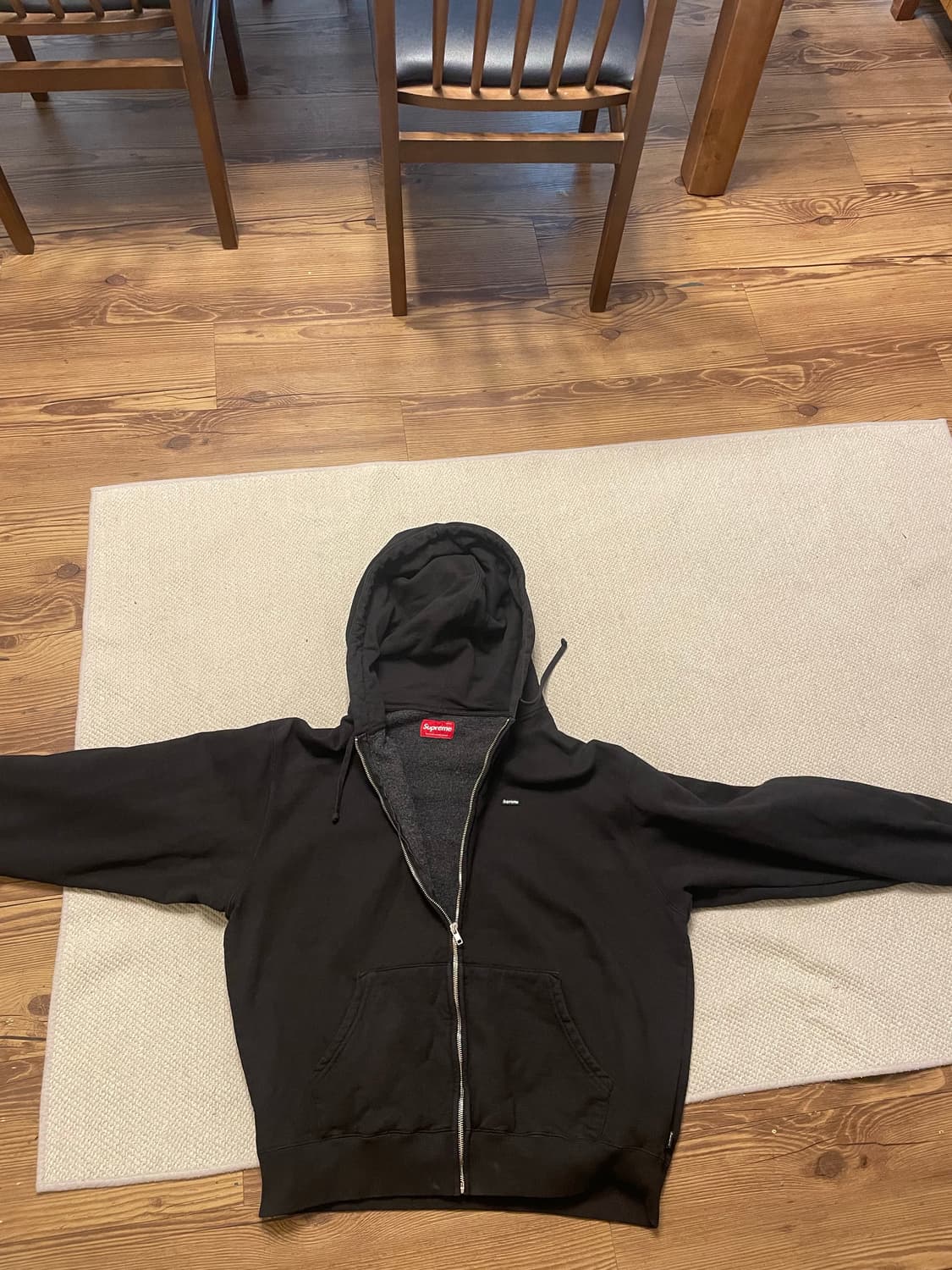 슈프림 검정후드집업  상품이미지4