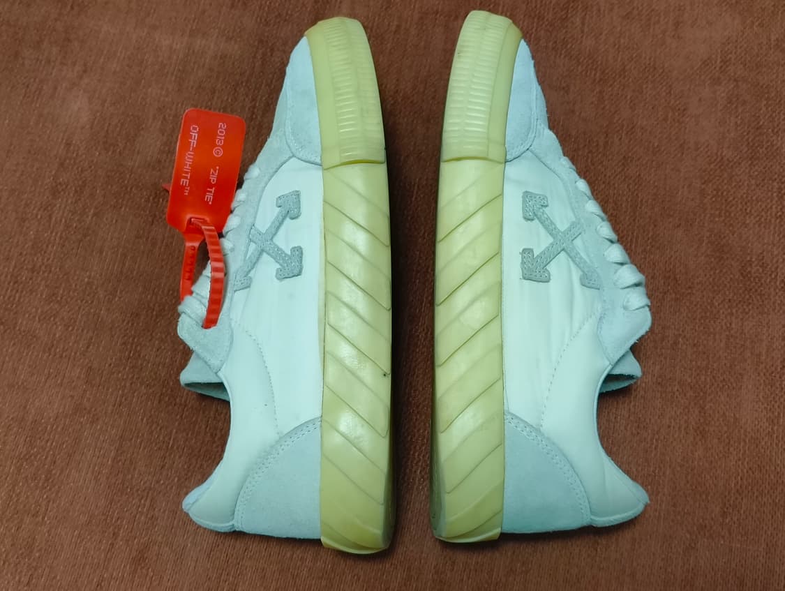 오프화이트 애로우 로우 벌크 스니커즈 상품이미지9