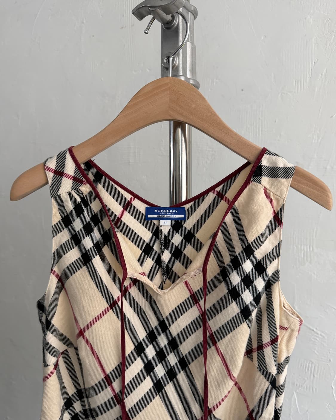 Burberry 버버리 블루라벨 노바체크 슬리브리스 탑 상품이미지5