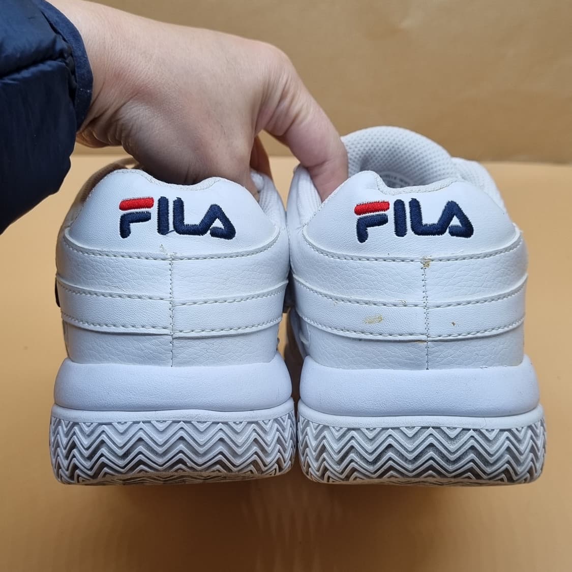 휠라 바리케이드 운동화250. 상품이미지4