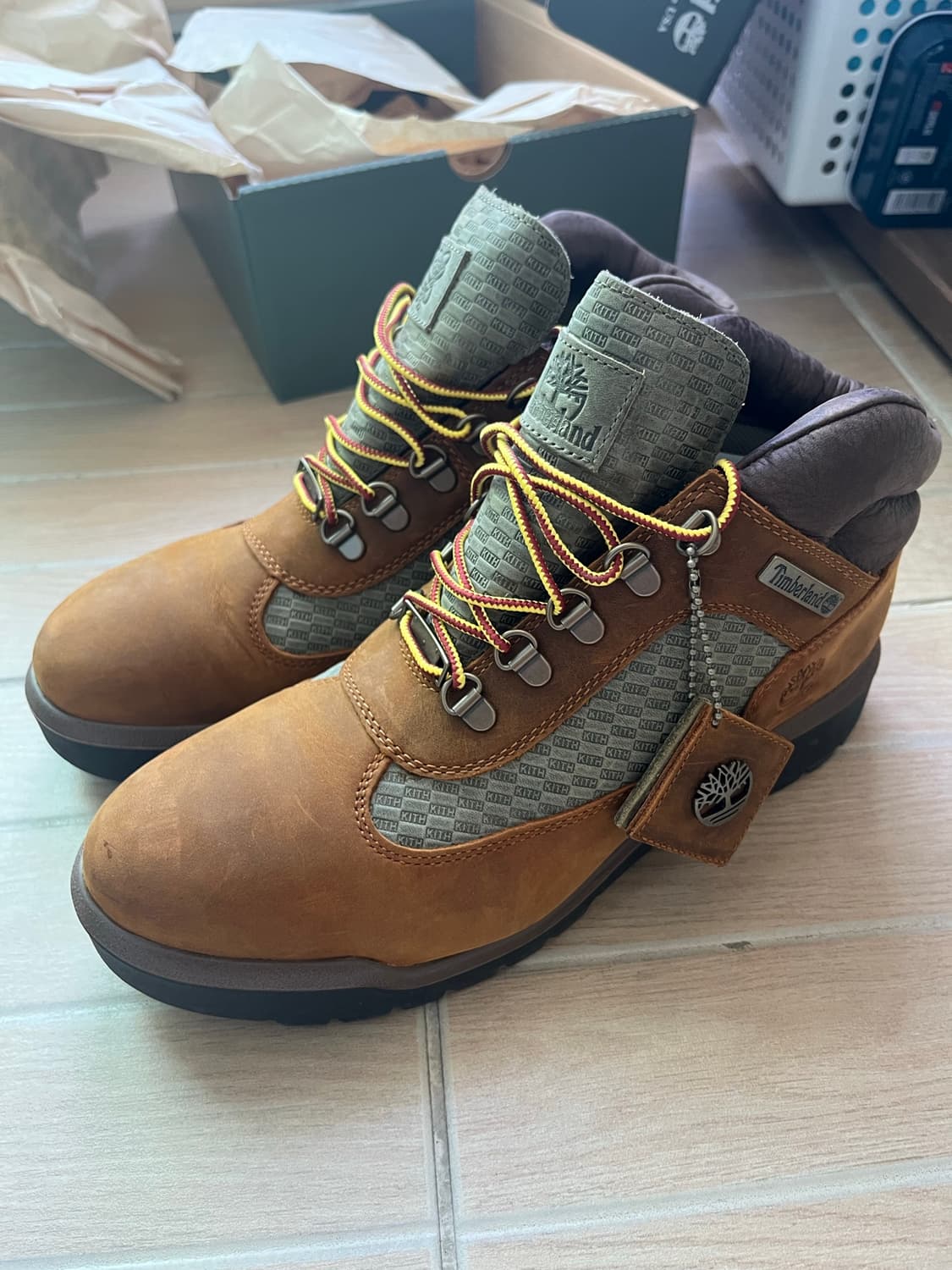 Kith x Timberland 필드 부츠 다크 브라운 (275) 상품이미지1