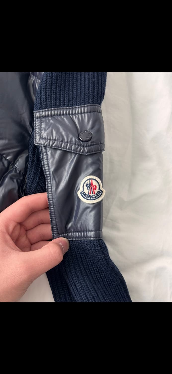몽클레어 니트패딩 여성 급처입니다 부탁드려요 상품이미지1