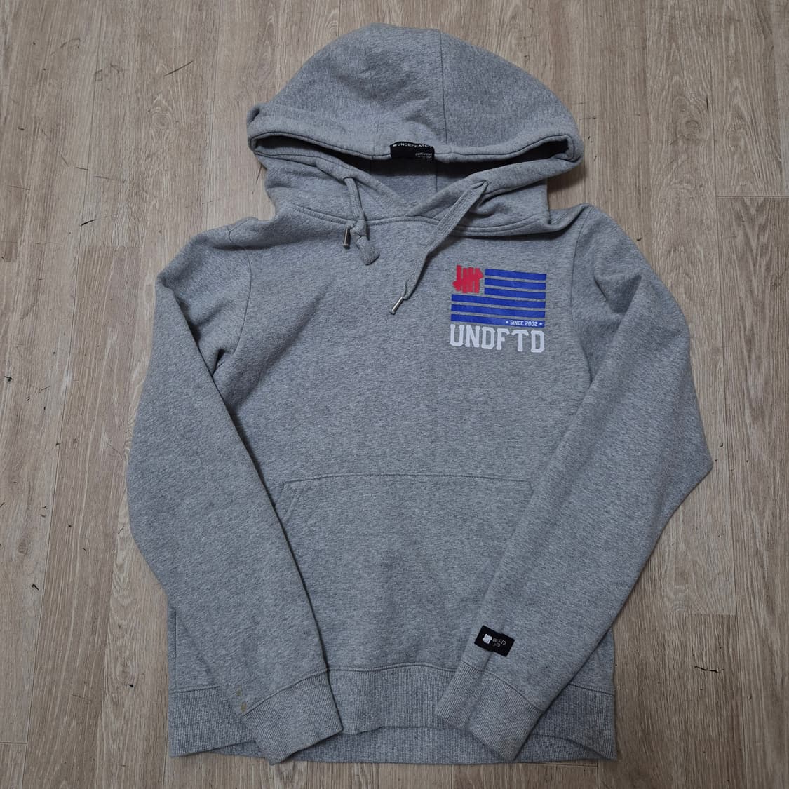 언디피티드 미국 로고 후드티 M(95) 상품이미지1