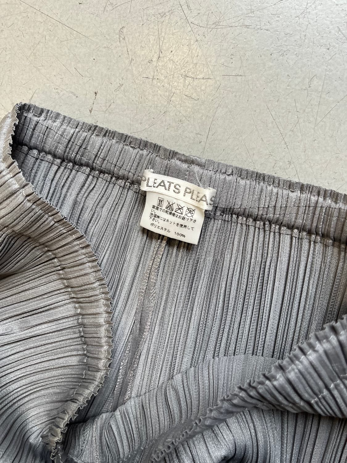 플리츠플리즈 이세이미야케 러플 플레어 팬츠 상품이미지2